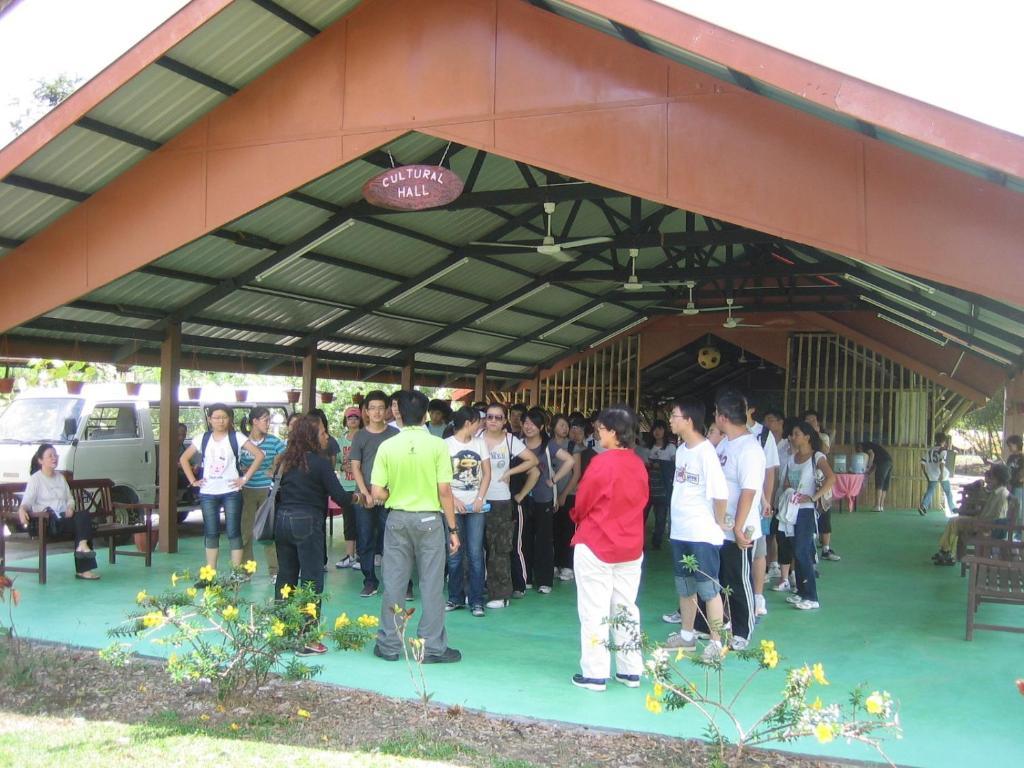 Sabah Tea Garden-Longhouses Ранау Екстериор снимка